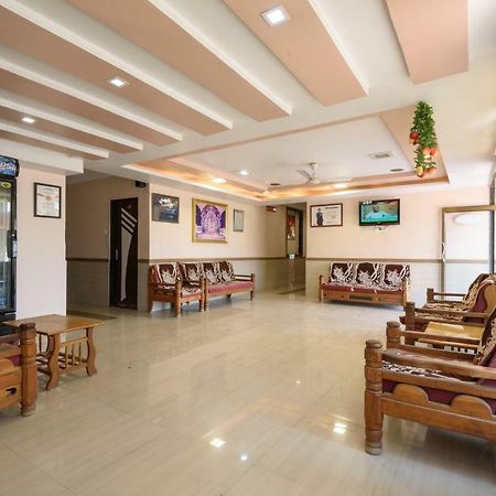 Hotel Sai Shraddha Shirdi Esterno foto