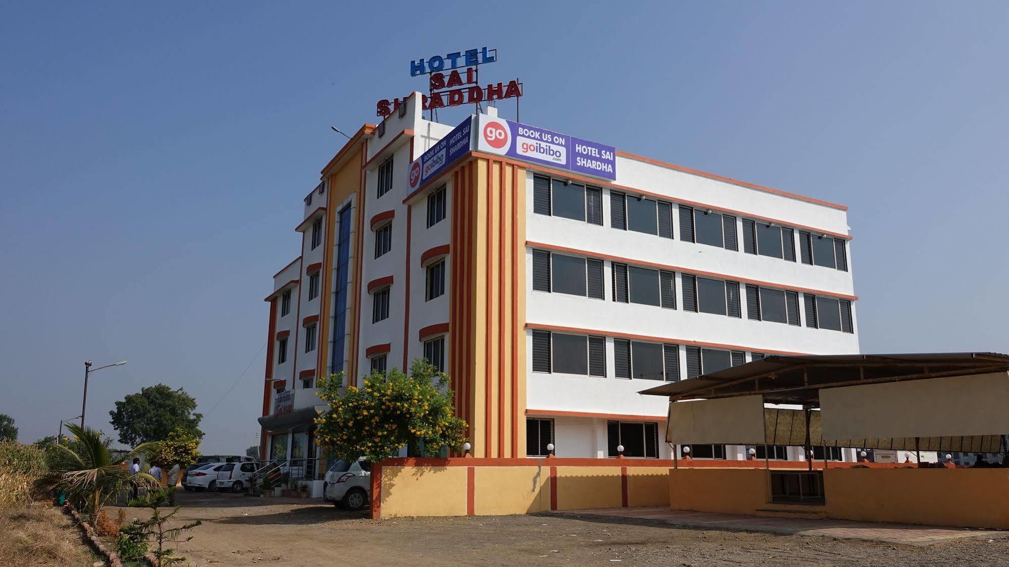 Hotel Sai Shraddha Shirdi Esterno foto